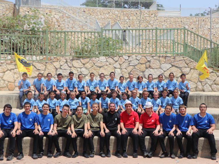 "חיים להביא משיח" - חוויה גאולתית ב'גן ישראל' עמנואל